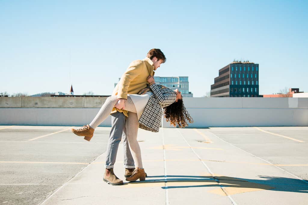 man dipping woman