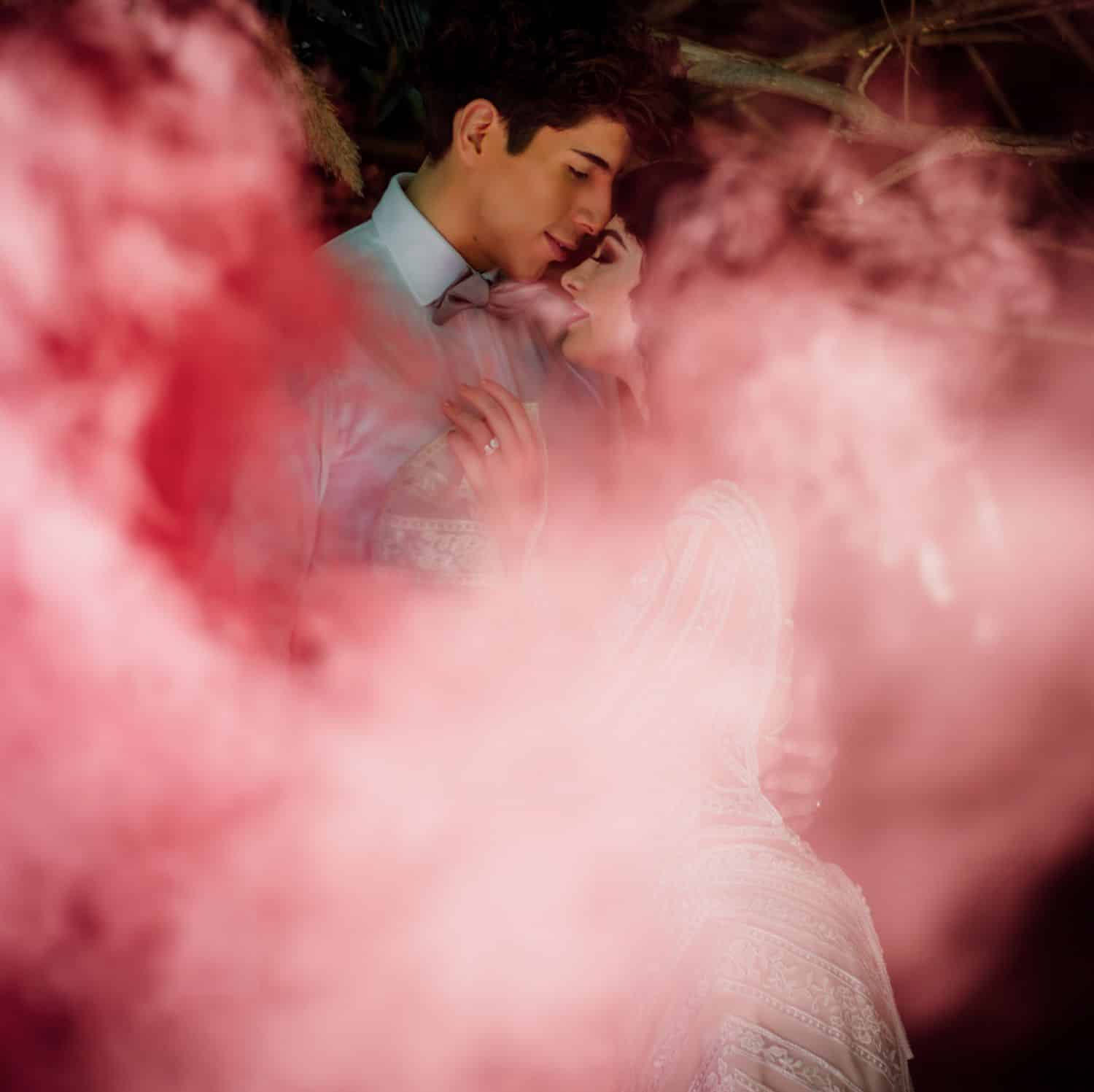 How to Make Sensational Smoke Bomb Photos